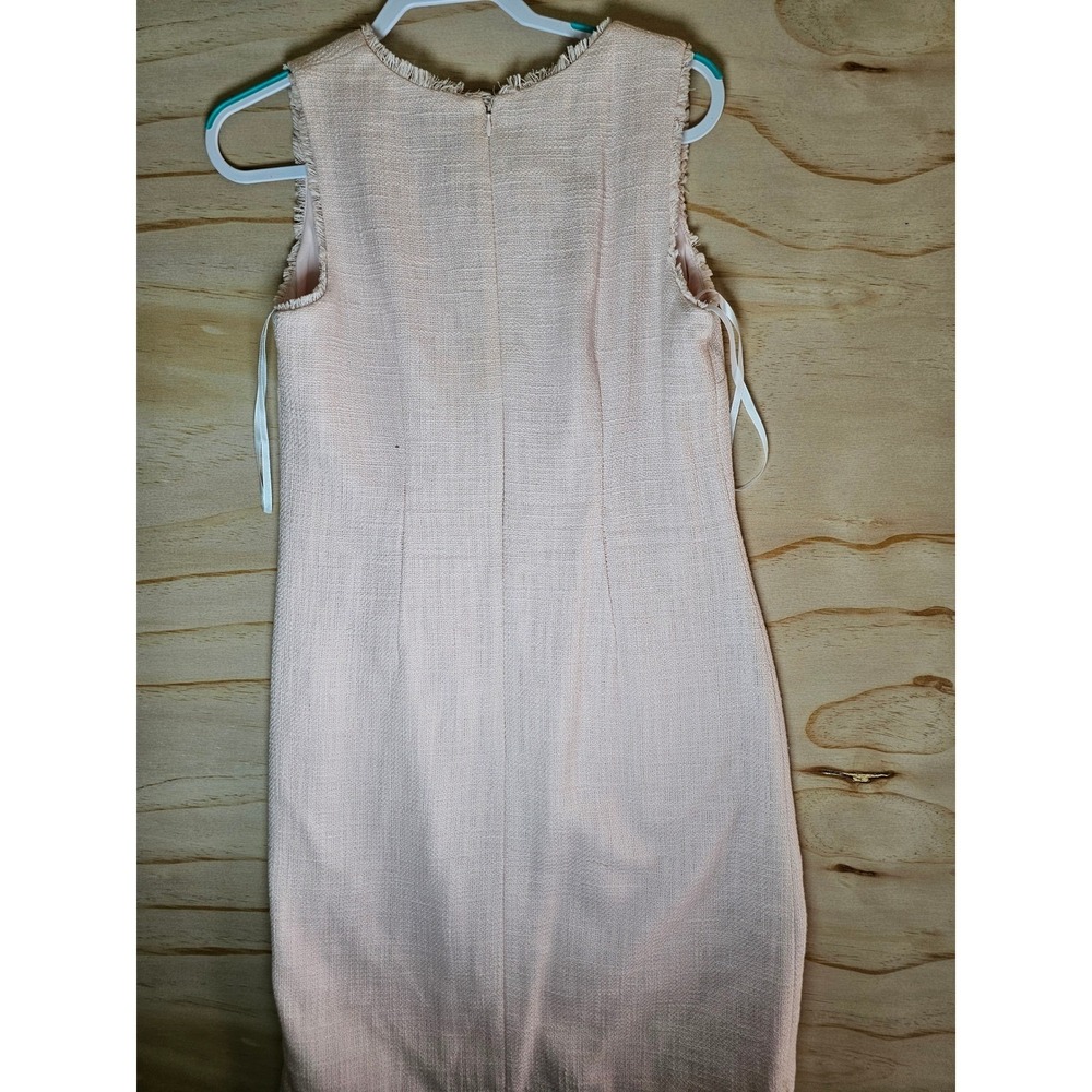 Karl Lagerfeld Paris Pink Tweed Sheath Dress Pearl Button Fringe Trim Size 6 - Picture 15 of 16